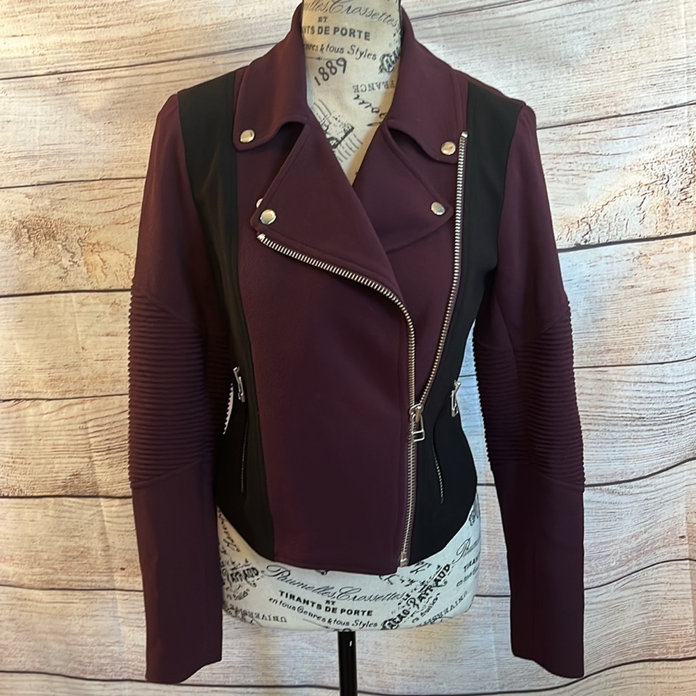 Wilfred Aritzia Montesson Moto Jacket Blazer Zipper Details Size 2 Crepe Wine